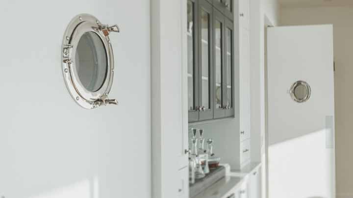 Decorative Porthole Mirrors and Windows